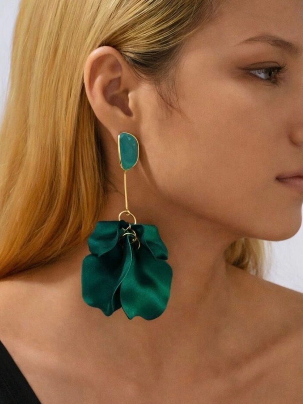 Zara Rare Statement Earrings Emerald Green Floral Satin Gold Tone NWOT